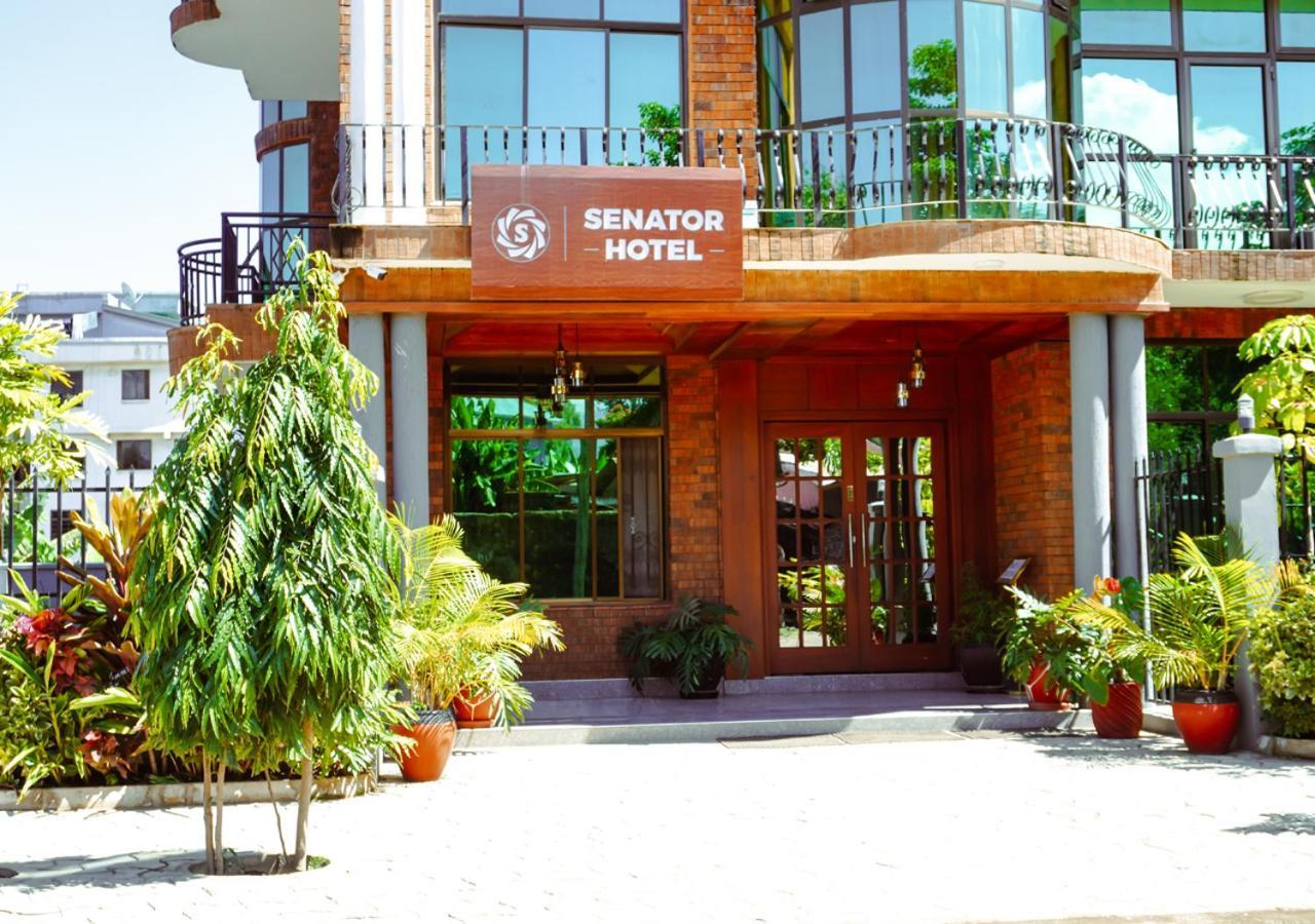 Senator Hotel 阿鲁沙 外观 照片