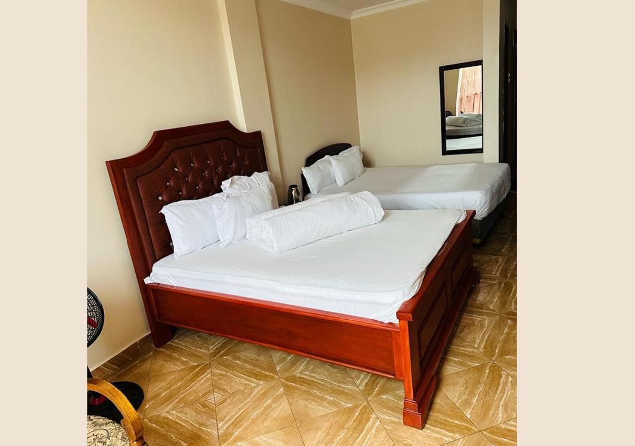 Senator Hotel 阿鲁沙 外观 照片